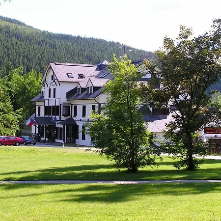 Start Otel Špindlerŭv Mlýn